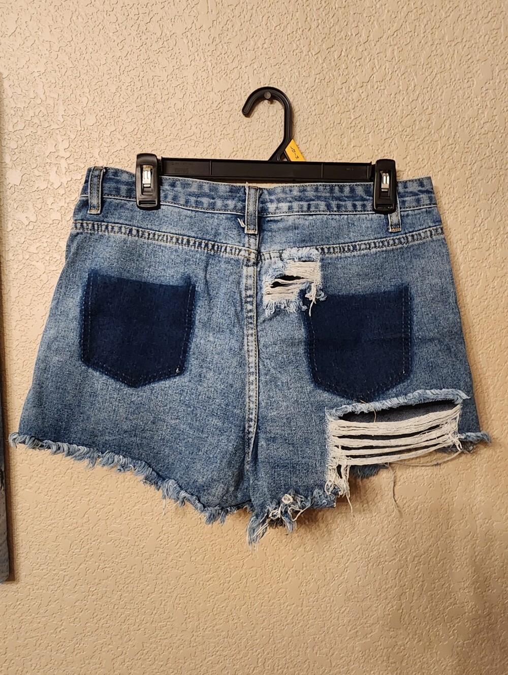 SHEIN Two-Tone Distressed Denim Shorts in Blue